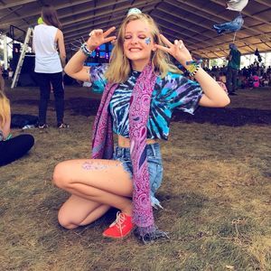 Meet your Posher, Zoe